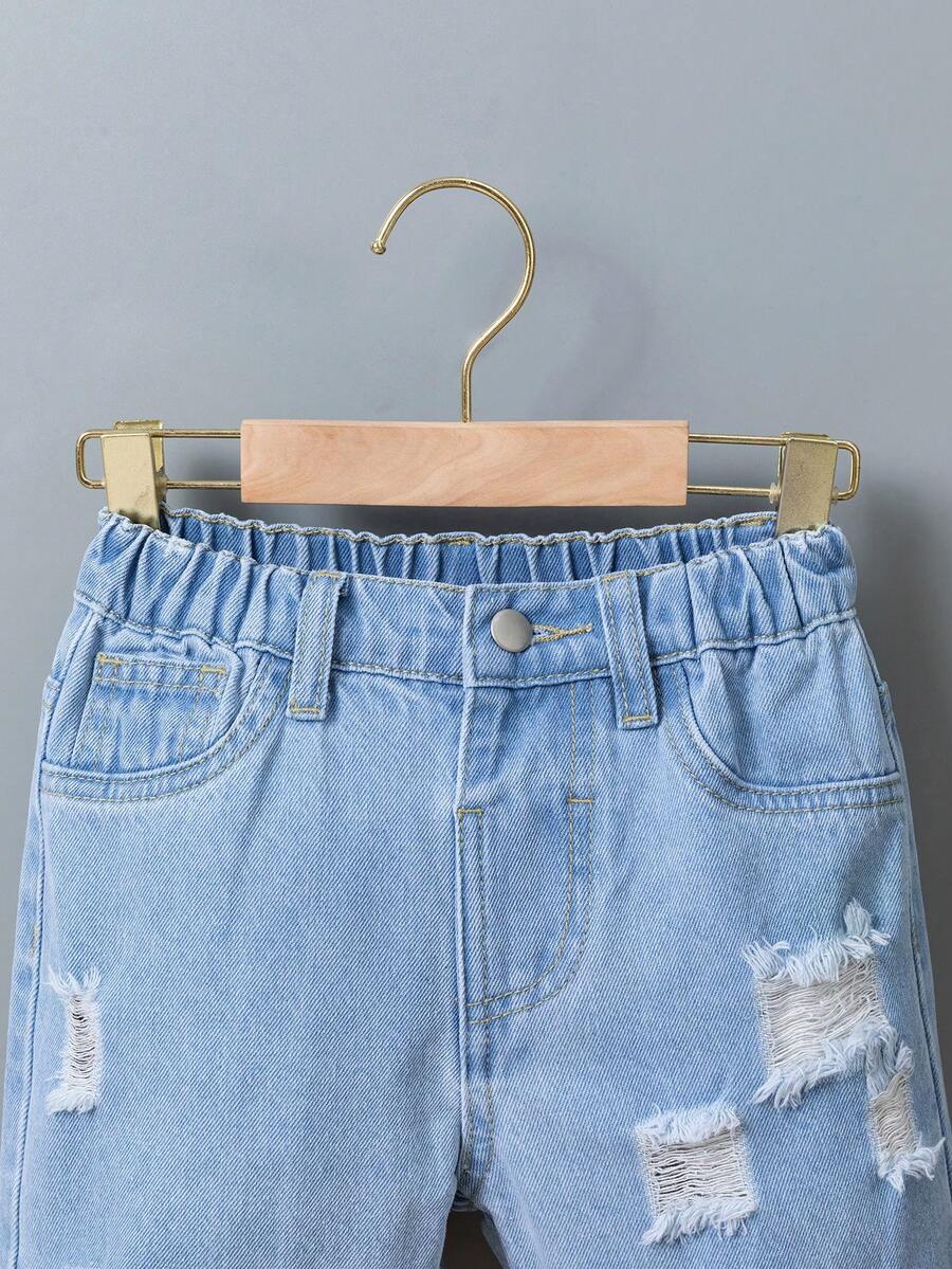 New summer products for boys' jeans: fashionable casual denim shorts, light blue denim, retro distressed hole design, straight and loose fit, comfortable and soft fabric.